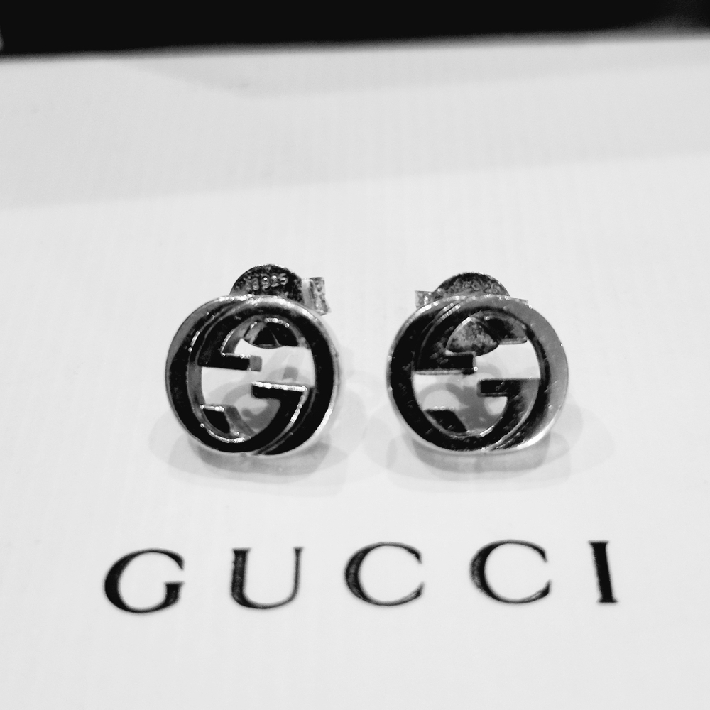 Gucci Sterling Silver Interlocking Stud Earrings - image 7